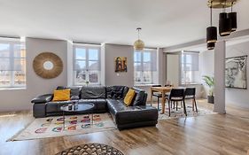 Travel Homes - Citystar - Espace Et Confort En Plein Centre, Sur-Equipe